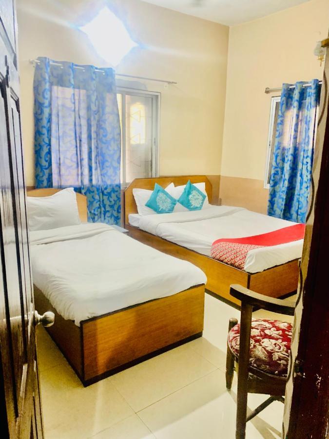 Hotel Bengal -100M From Park Circus 7 Point Calcutta Exterior foto