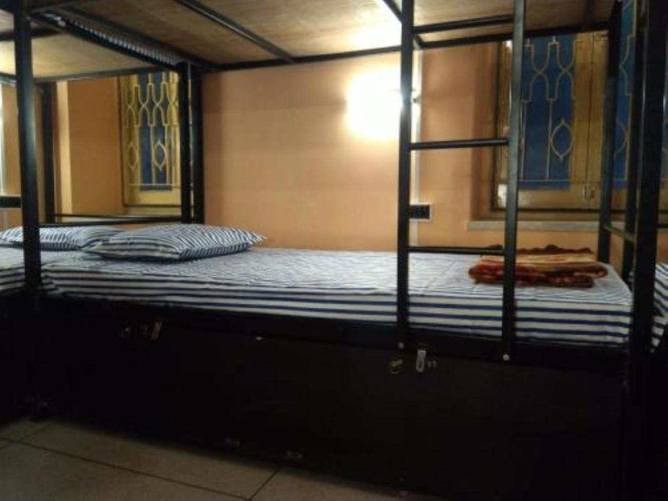 Hotel Bengal -100M From Park Circus 7 Point Calcutta Exterior foto