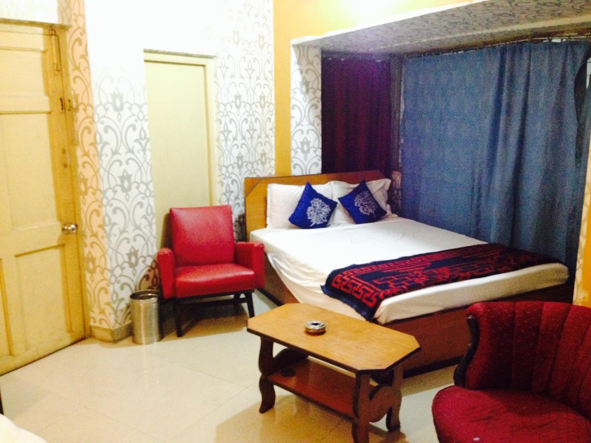 Hotel Bengal -100M From Park Circus 7 Point Calcutta Exterior foto